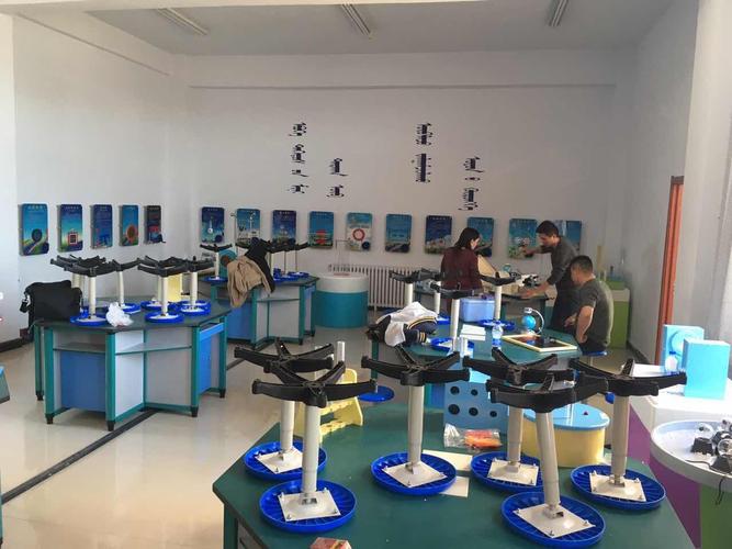 高中科技創新教育實驗室 融合教育科技的未來學習空間